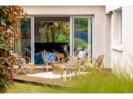 carquefou - maison contemporaine de 6 chambres avec jardin et piscine
