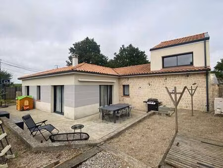 vente maison à sainte-pazanne (44680) : à vendre / 120m² sainte-pazanne