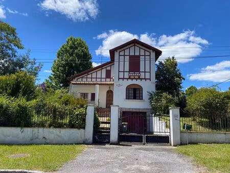 maison néo basque de 5 pièces avec grand jardin