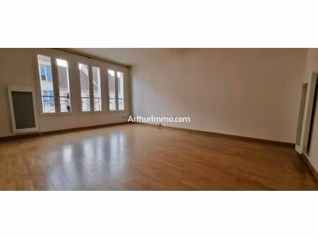 duplex f3 de 70 m2 avec box