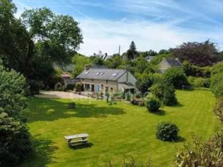 vente maison à berrien (29690) : à vendre / 110m² berrien