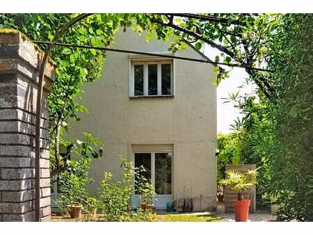 maison avec vaste jardin  plein confort