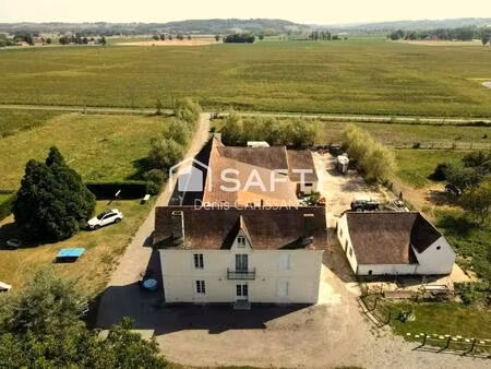 propriété équestre 2 ha  maison + appartement; box écurie  dépendance  garage....