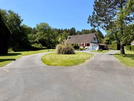 grande maison familiale de 200 m² avec piscine couverte et terrain de 4141 m² à merlimont