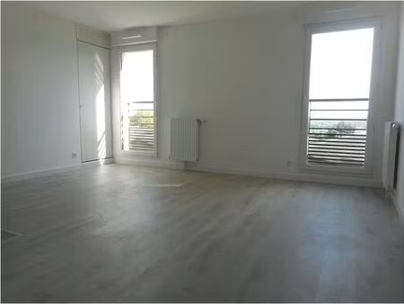 studio à louer à juvisy-sur-orge – résidence récente avec parking  quartier n7 / observato