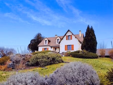 maison chambon 8 pièce(s) 160 m2