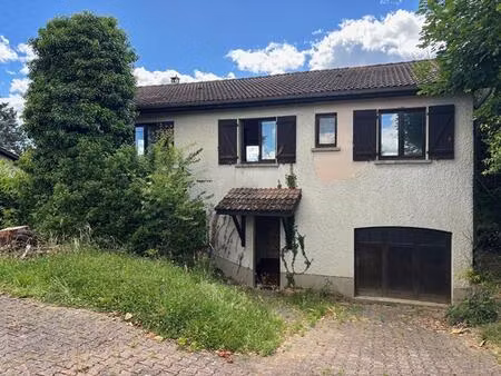 au calme  maison à rénover sur la commune montmerle sur saône 6 pièce(s) 127 m2