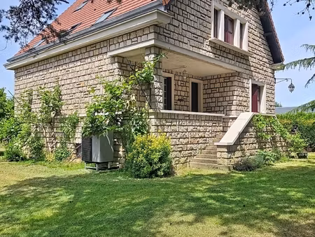 vente maison traditionnelle 9 pièces