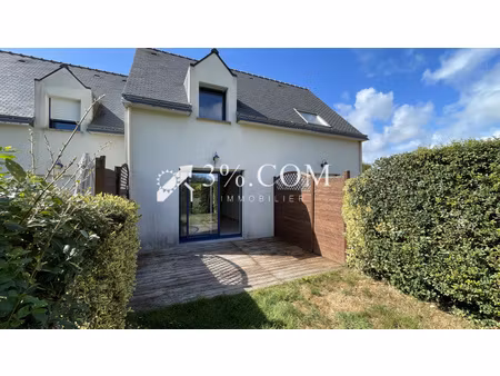 bourg de plougoumelen  maison avec 2 chambres  45m²