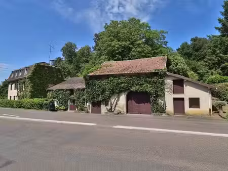 maison avec 35 ares de terrain constructible !
