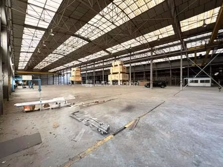 a vendre   chaufour -les-bonnières ( 78270 ) entrepot 8710 m2