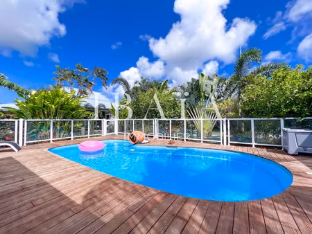 sainte-anne - villa avec piscine + appartement