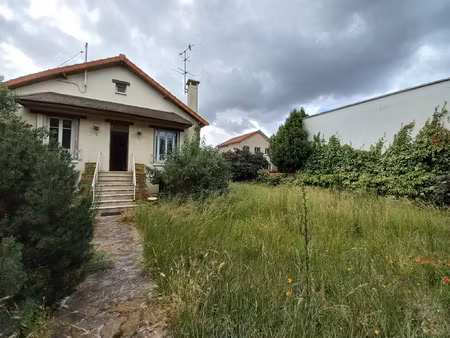 terrain 625 m2 divisible secteur buttes / proche village d