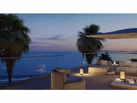 appartement neuf de prestige en front de mer – terrasse  double box et piscine sur le...
