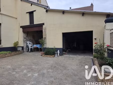 maison à chars (95750)