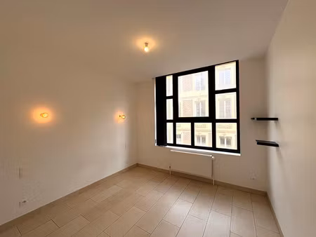 location appartement 3 pièces 70 m² à charleville-mézières (08000)