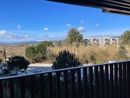 plage  nature et piscine - t2 récent + parking - hyères (83400)