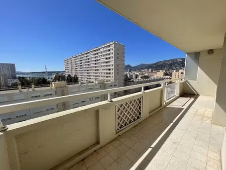m2281 - toulon - mourillon - appartement t3 - balcon - vue mer