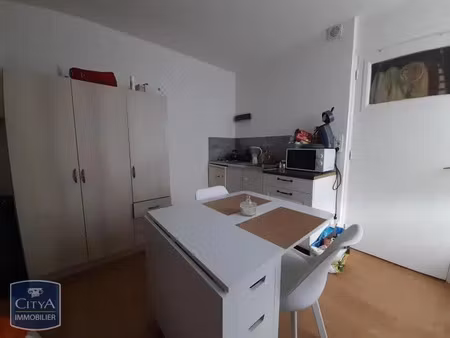 appartement à louer 1 pièce 14.12 m² - arras (62) - 430€