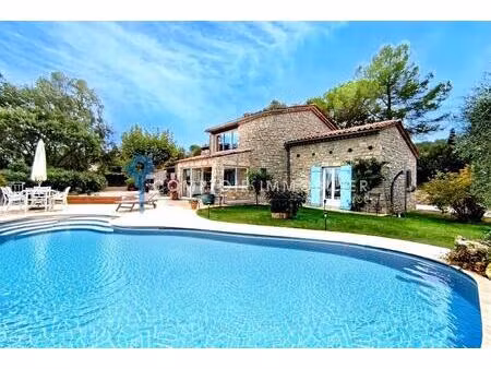 dpt(83) a vendre propriété de prestige sur le haut var