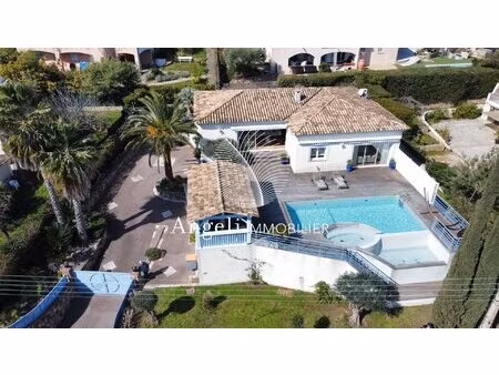 saint aygulf : villa de caractere vue mer