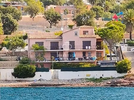 opportunité unique d'acquérir une maison exceptionnelle de 8 chambres avec jardin ...