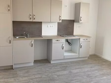 location appartement 3 pièces 59m² auberives sur vareze 38550