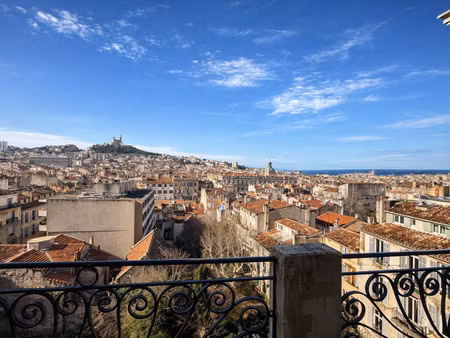 appartement bourgeois t5 de 147 m2 terrasse & vue panorami