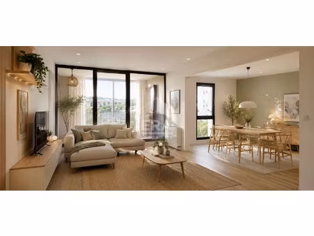 appartement 3 pièces à vendre à martigues avec terrasse et cave - fort potentiel à saisir 