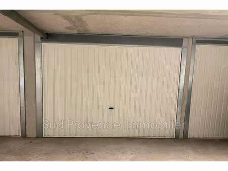 achat parking antibes 06600