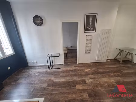 t2 meublé / entièrement rénové centre baille timone