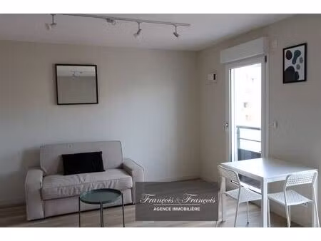 t1 meublé dans résidence récente  quartier canclaux