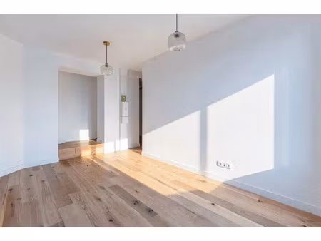 vente appartement 2 pièces 52 m² saint-genis-laval (69230)
