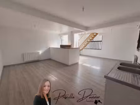 triplex de 3 chambres avec espace bureau