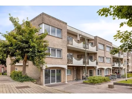 te koop – ruim appartement met 3 slaapkamers in het centrum van zutendaal