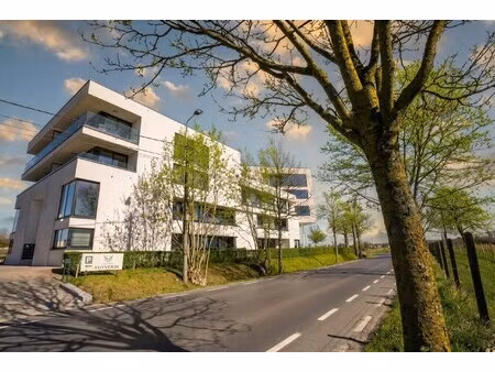 onweerstaanbaar appartement met terras en garage!