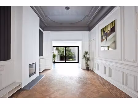 neoclassicistisch herenhuis (438 m²) met een zuidwest gerichte tuin