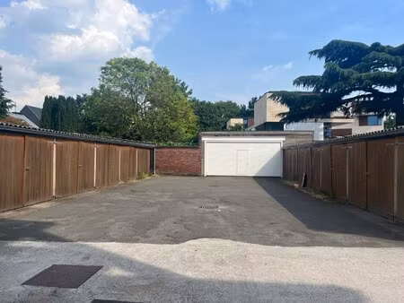 afgesloten garages te koop