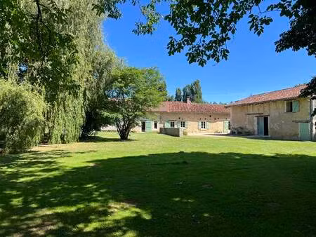 vente maison 7 pièces 180 m² antonne-et-trigonant (24420)