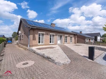 charmante  rustige gelegen vrijstaande woning