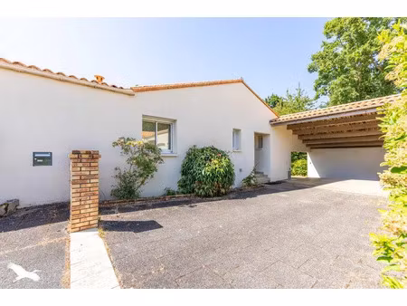 vente maison 6 pièces 175 m² la roche-sur-yon (85000)