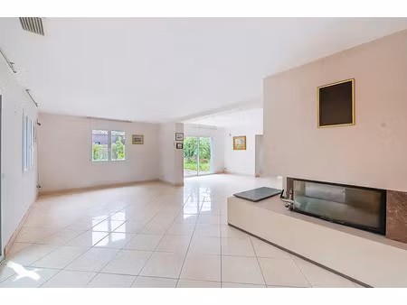 vente maison 8 pièces 228 m² pessac (33600)