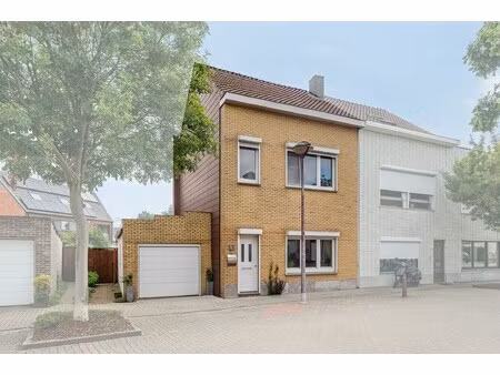halfvrijstaande woning in het prachtige kanne