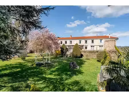 maison de maître st symphorien sur coise
