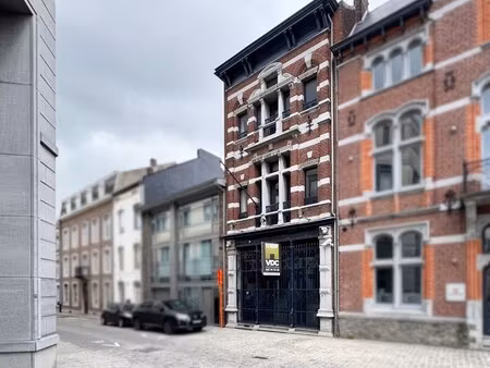 uniek wonen & werken in hartje tongeren – karakterpand met handelsgelijkvloers en ruim app