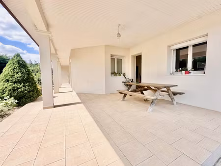 location maison 6 pièces 135 m² à saint-maurice-l’exil (38550)