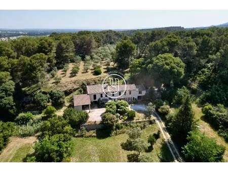 villa saint-rémy-de-provence - 4 chambres - 234m²