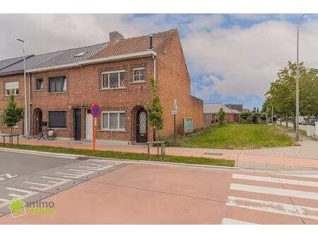 te renoveren woning met uitweg  garage en tuin te zele | bezoekdag op afspraak