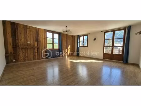 duplex de 98 m² à allos
