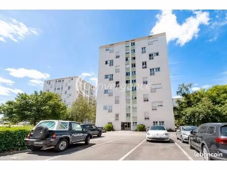 appartement 4 pièces 79 m²